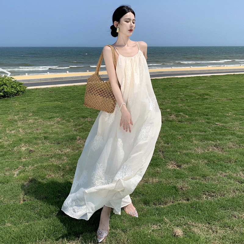 New Chinese Style Embroidered Linen Cami Dress - Image 4