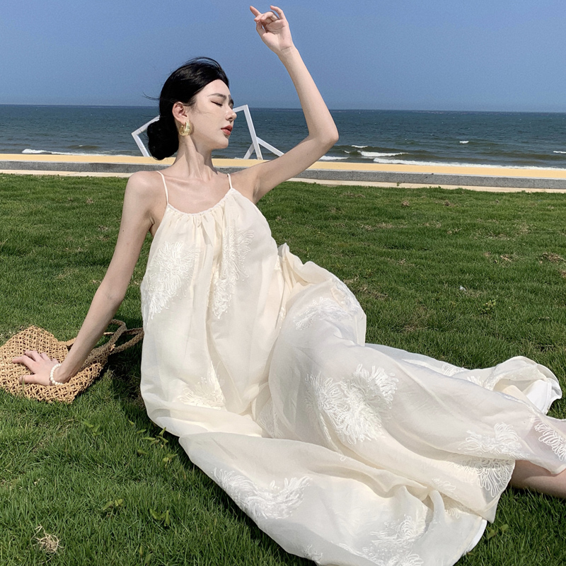 New Chinese Style Embroidered Linen Cami Dress - Image 3