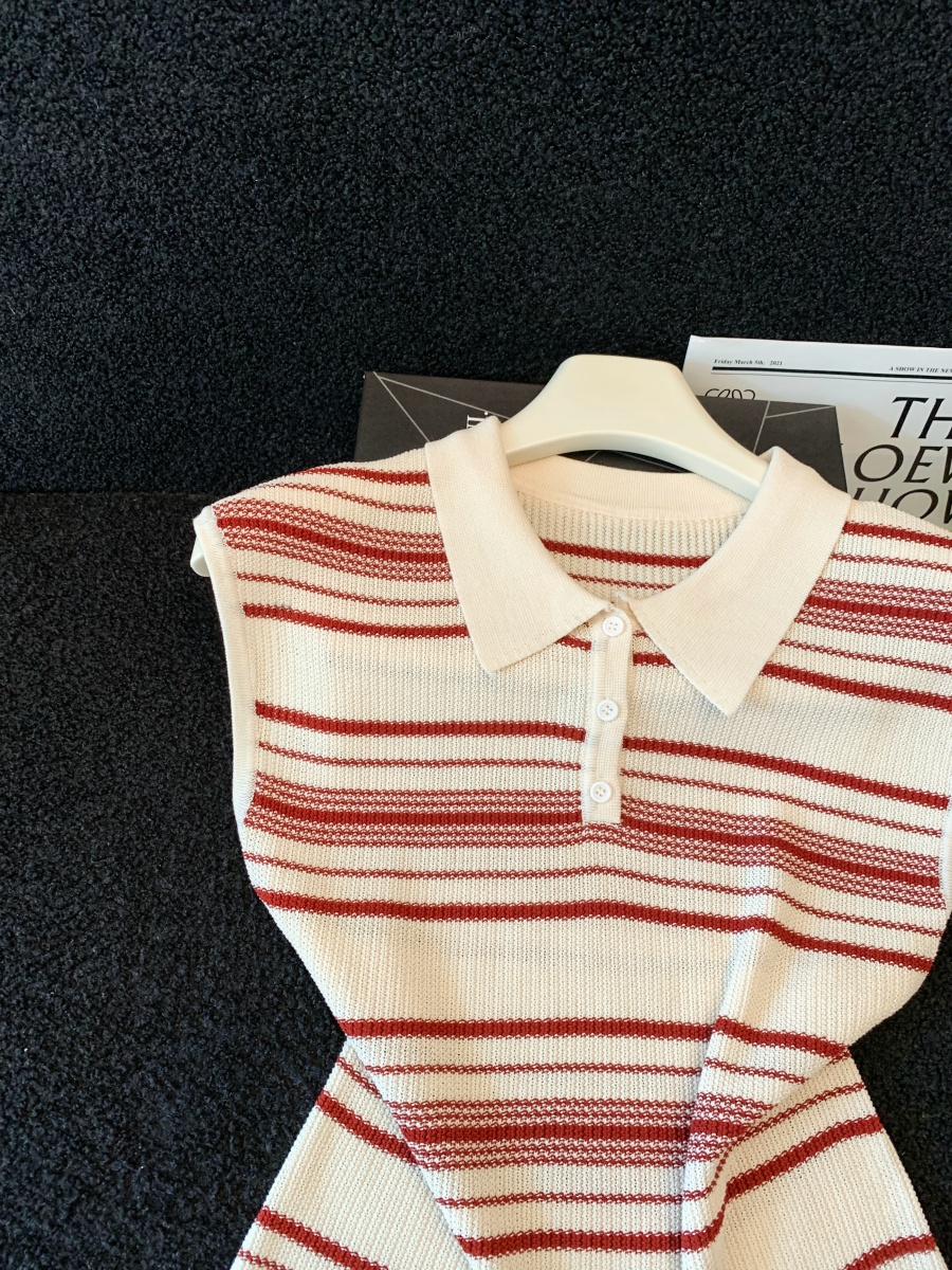 2026 Summer New Casual Slim Fit Button Color Block Striped Sleeveless Lapel Knit Top for Women - Image 4